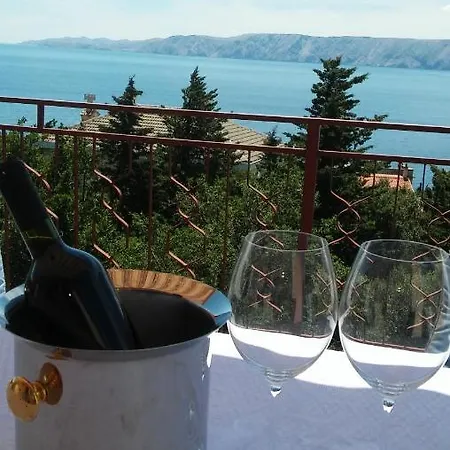 Ines * Novi Vinodolski